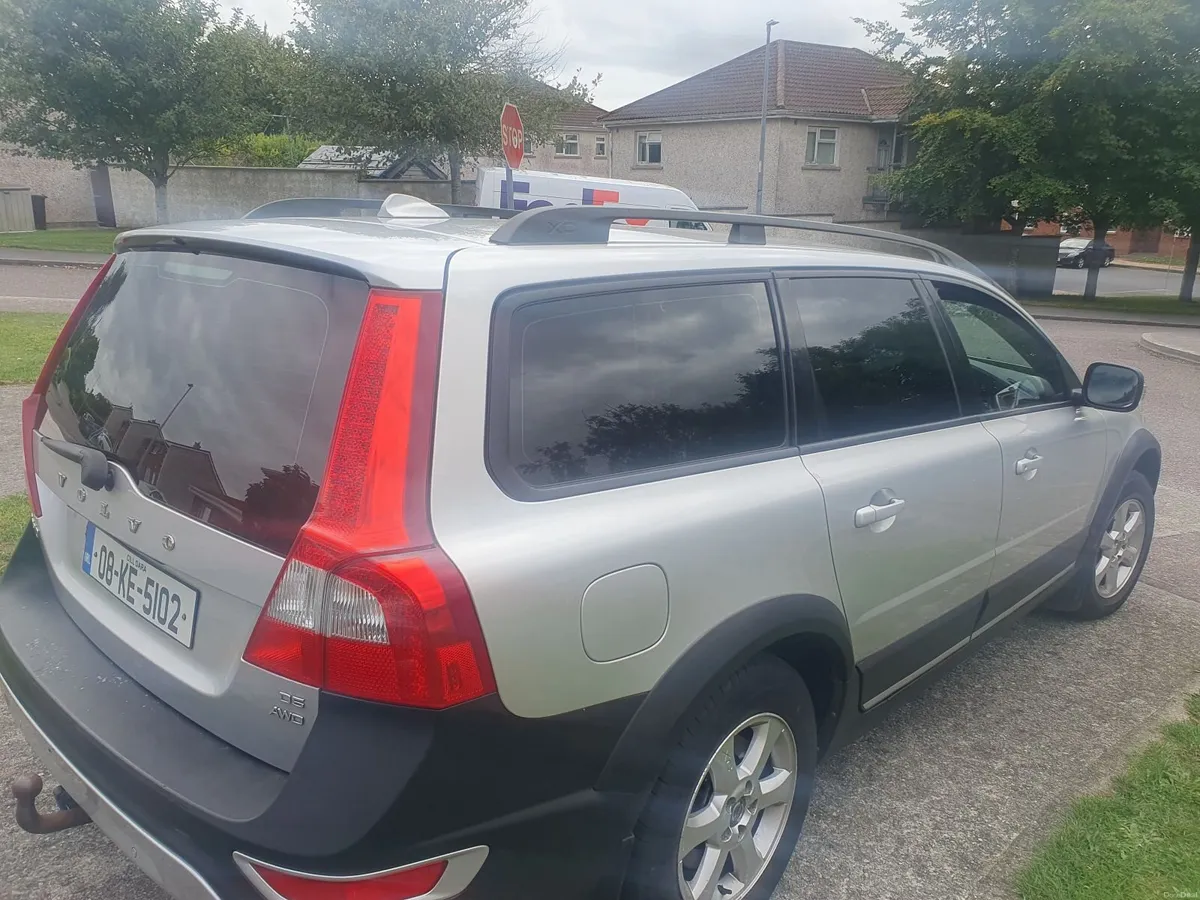 Volvo XC70 2008 - Image 2