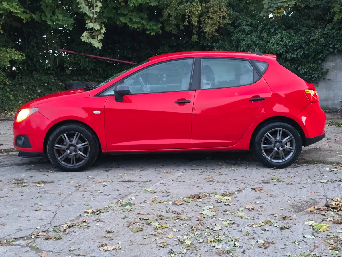 SEAT Ibiza 2010 petrol 1.2L ⛽️ €1650 - Image 3