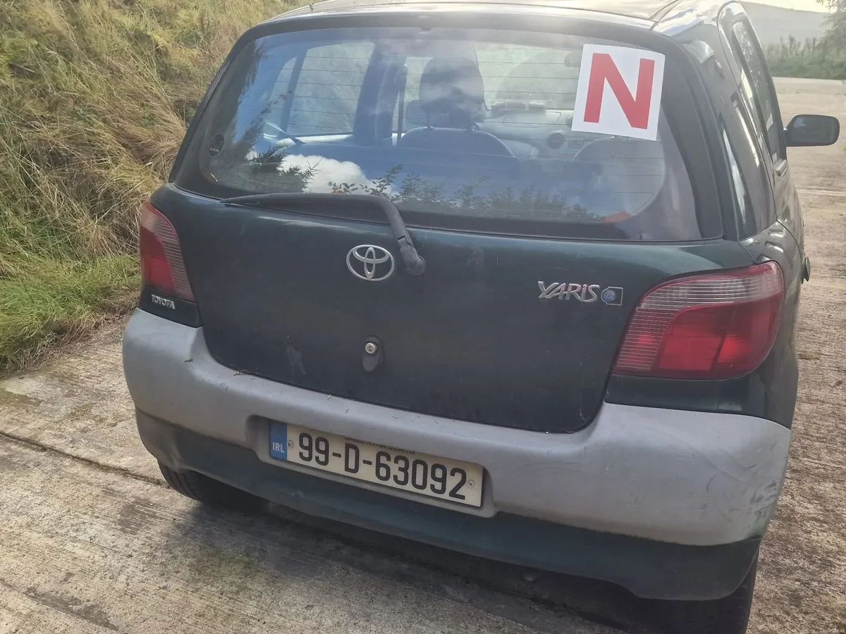 Toyota Yaris 1999 Perfect Condition. Insured 2027 - Image 3
