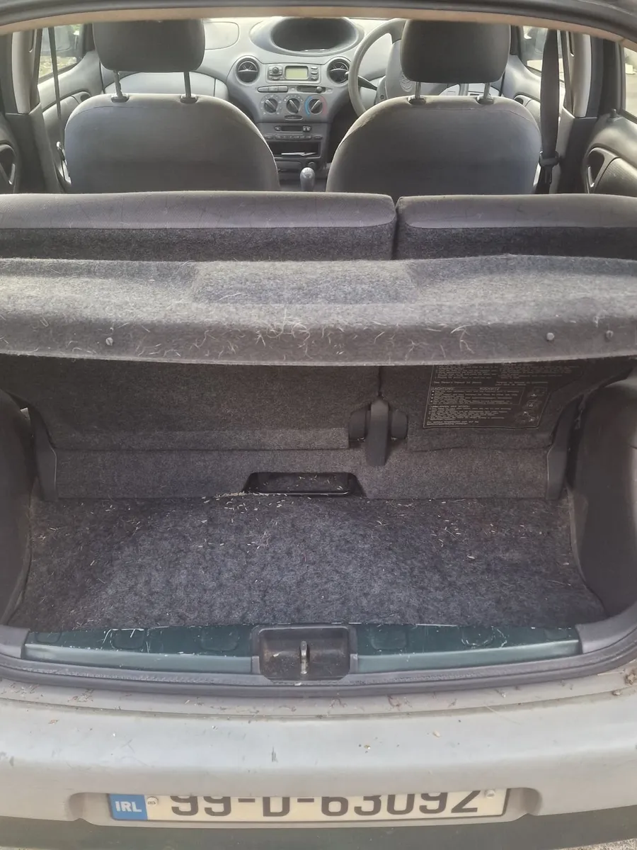 Toyota Yaris 1999 Perfect Condition. Insured 2027 - Image 4