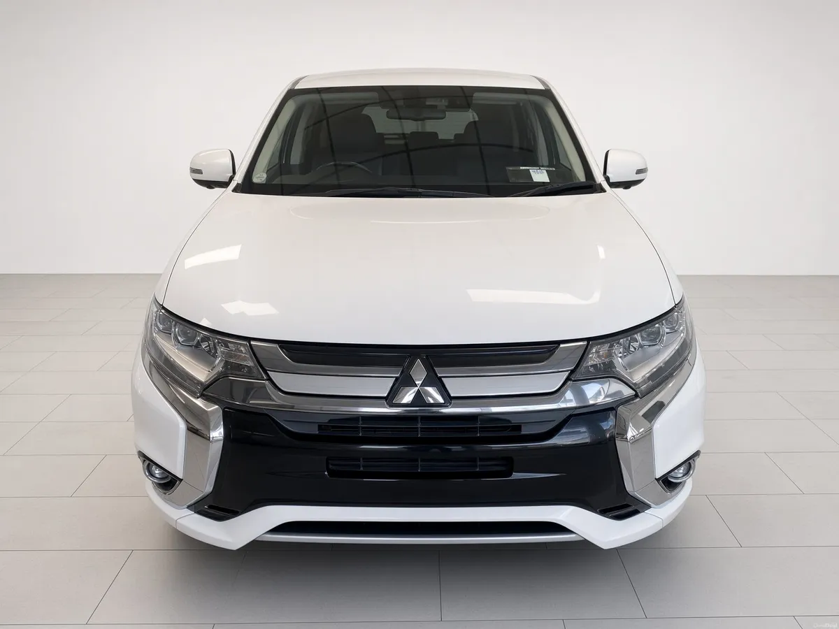 Mitsubishi Outlander 2.0 PHEV - Image 2