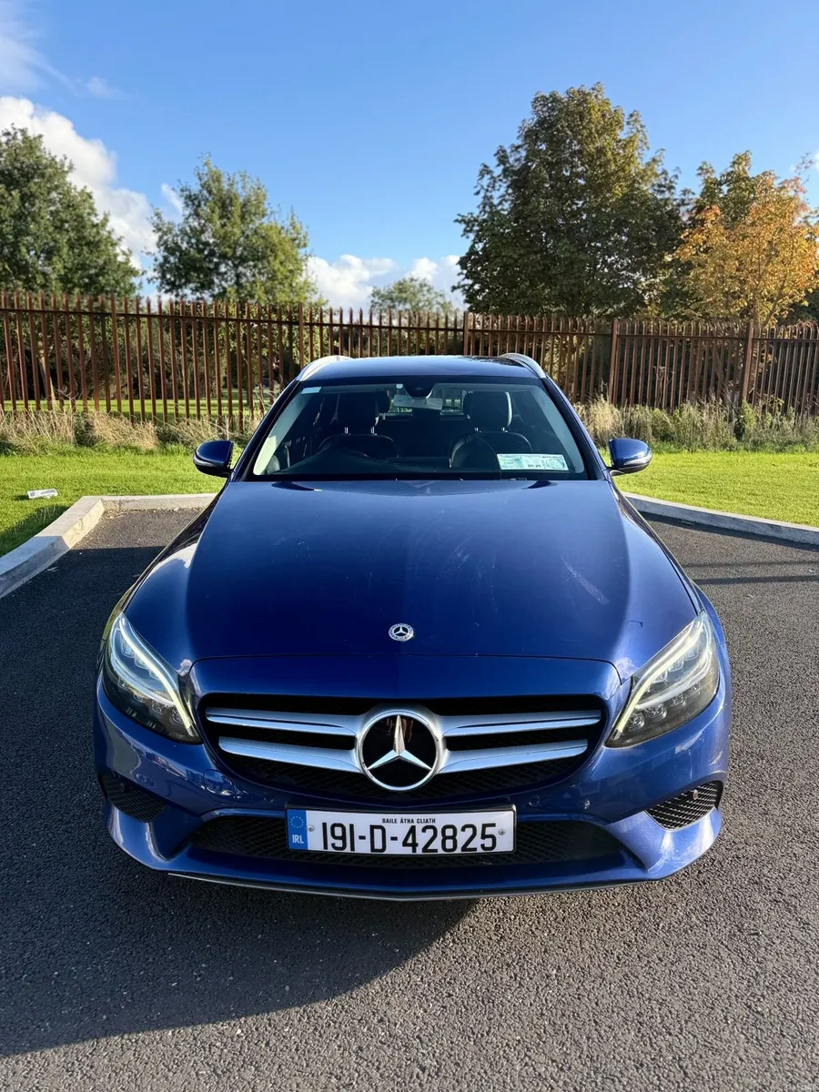 Mercedes-Benz C-Class 2019 - Image 6