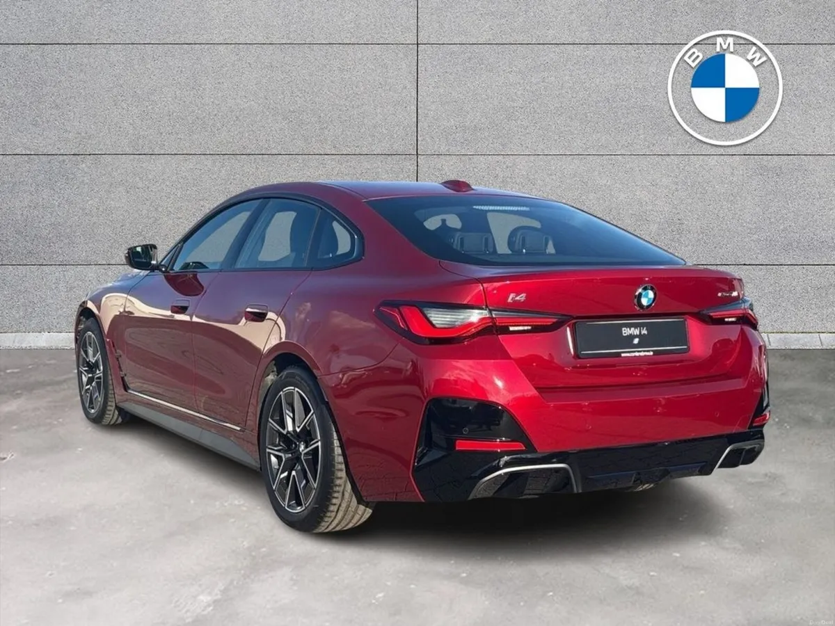 BMW i4 eDrive35 M Sport - Image 3