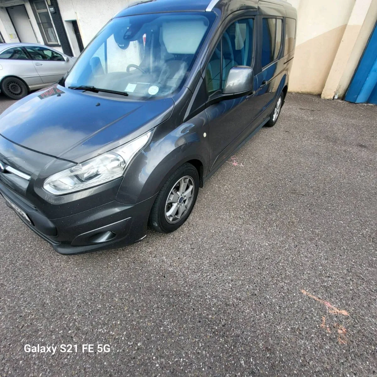 Ford 7 seater - Image 2