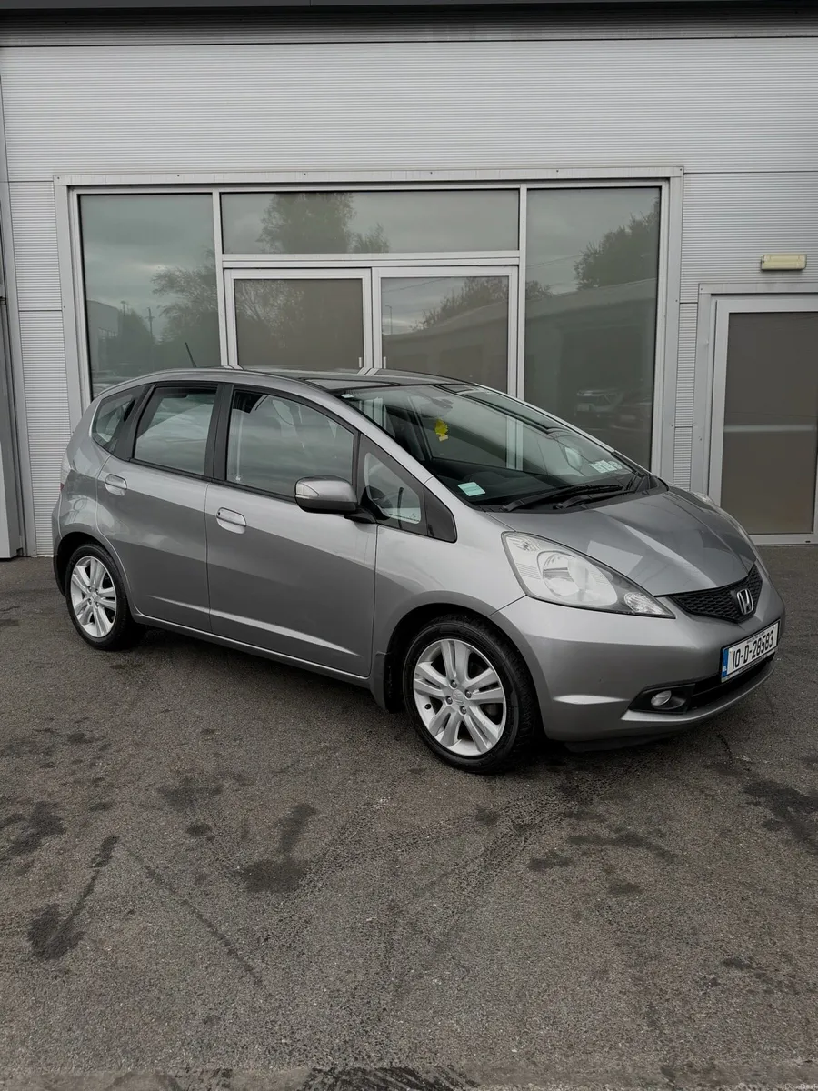 Honda Jazz 1.3 *FRESH NCT* - Image 3