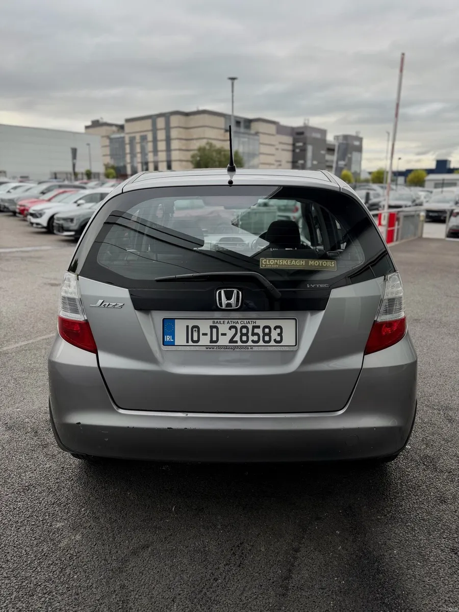 Honda Jazz 1.3 *FRESH NCT* - Image 4