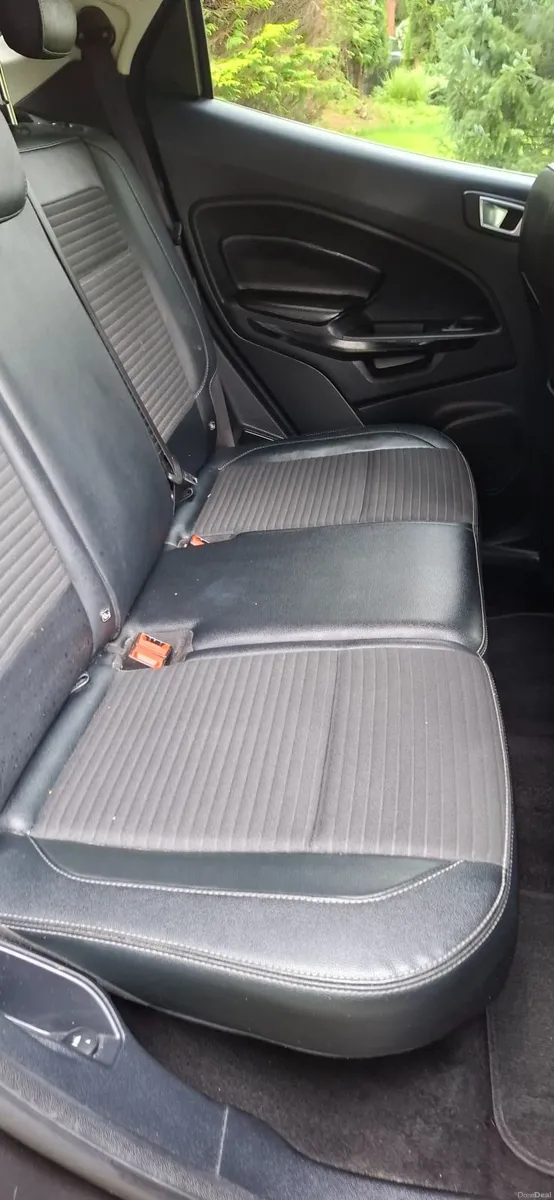 19 Ford EcoSport , DIESEL   TITANIUM - Image 2