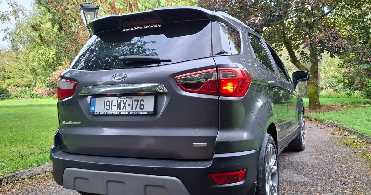 19 Ford EcoSport , DIESEL   TITANIUM - Image 4
