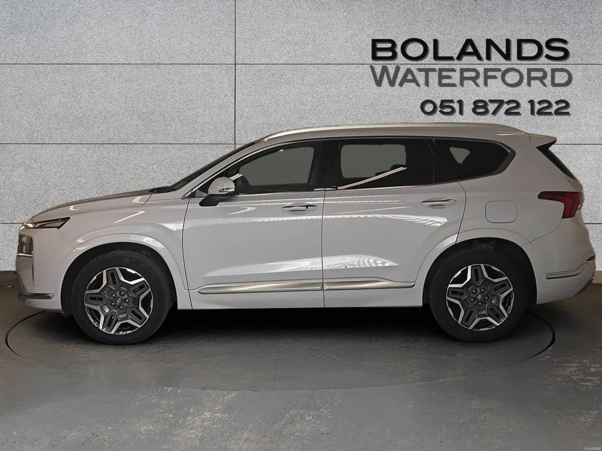 Hyundai Santa Fe 1.6 PHEV 4WD Executive Plus From - Image 3