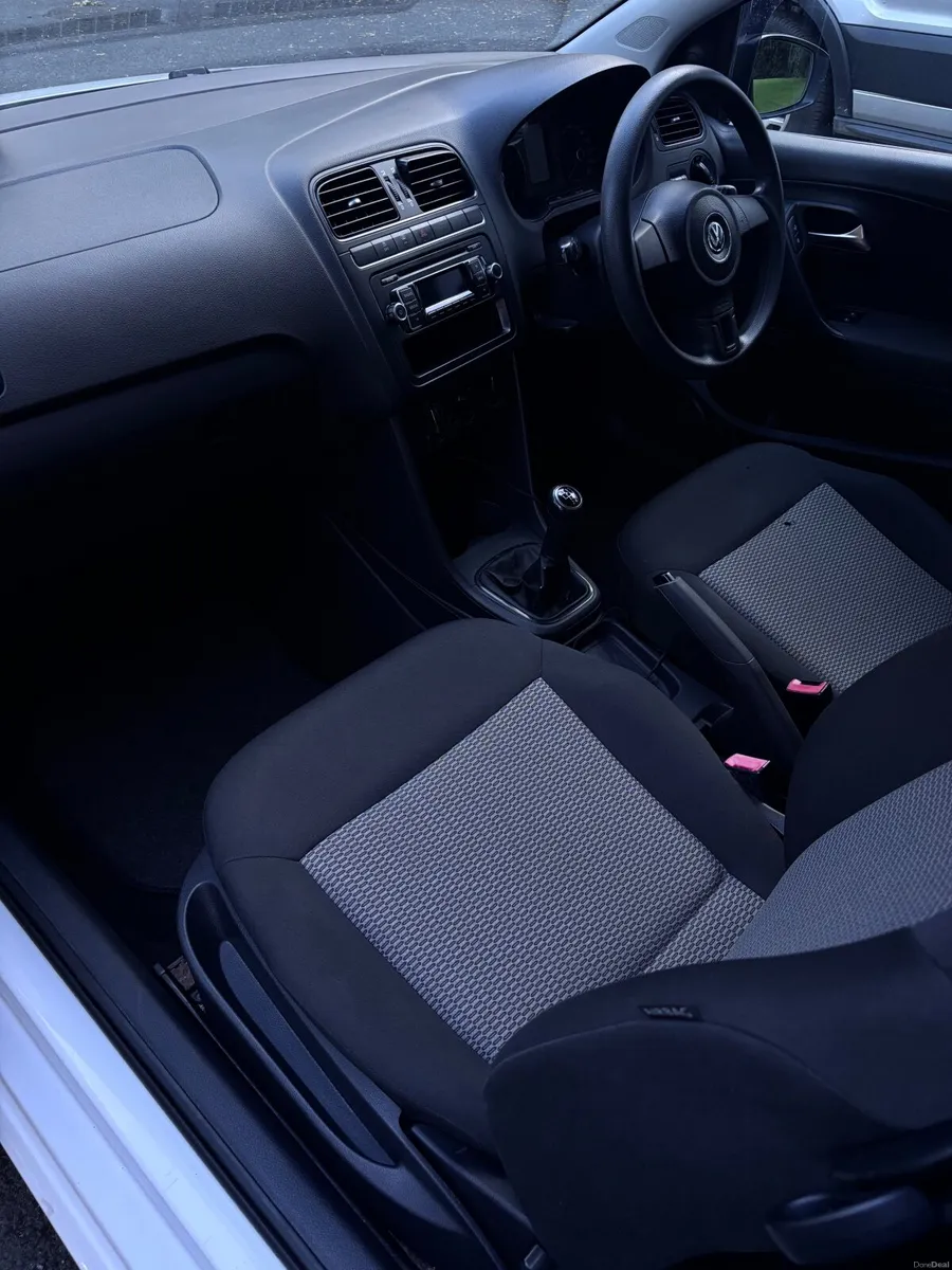 Volkswagen Polo 2012 - Image 6