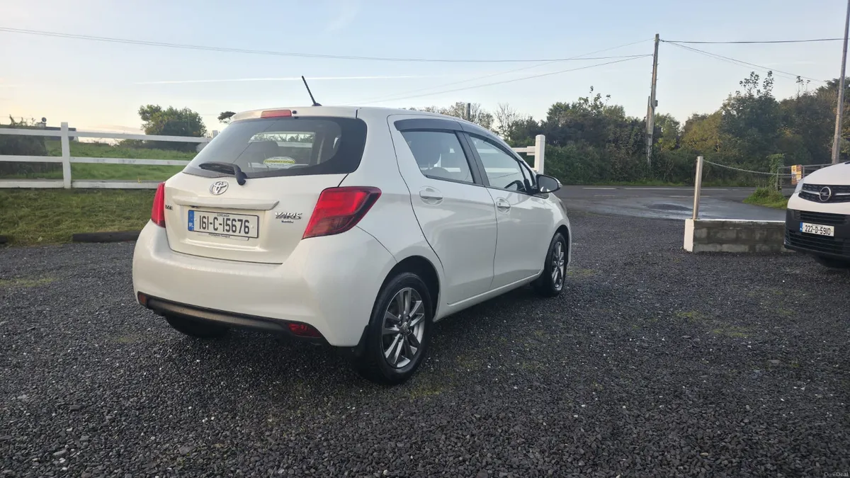 Toyota Yaris 2016 - Image 3