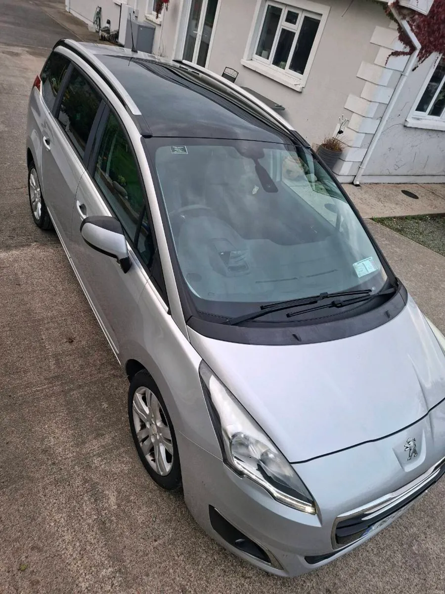 Peugeot 5008 - Image 5