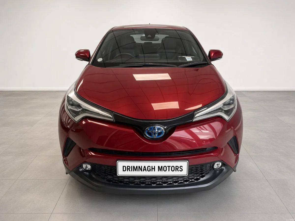 Toyota CHR Luna sport hybrid - Image 3