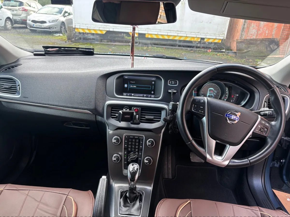 Volvo V40 2014 - Image 5