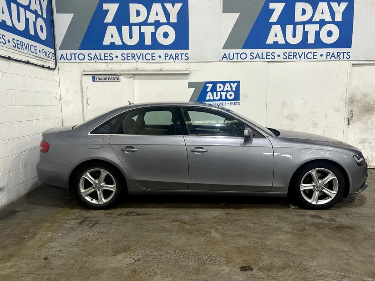 Audi A4 2.0 TDI SE TECHNIK ULTRA 16 163PS 4DR - Image 3