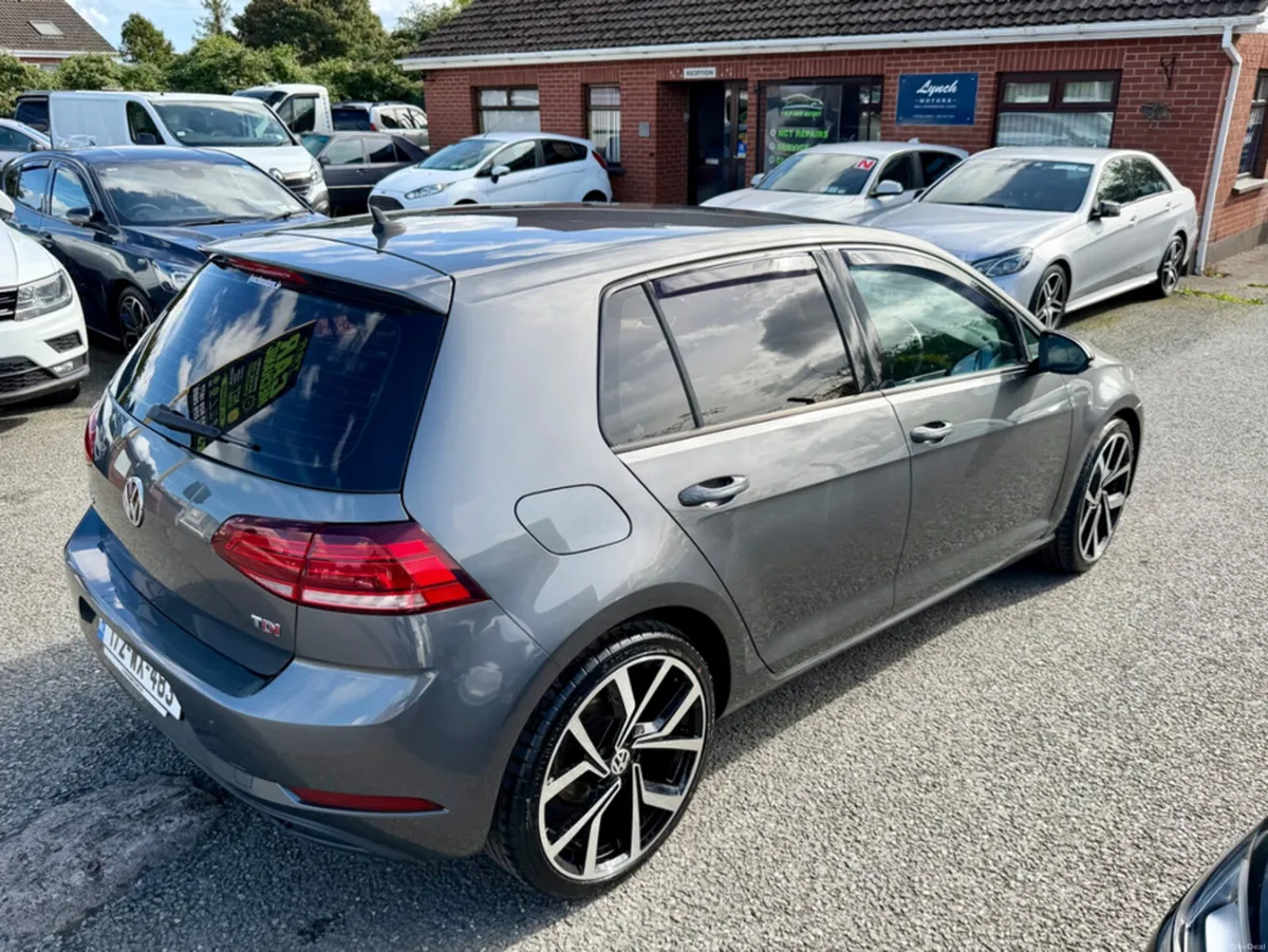 Volkswagen Golf TRENDLINE 1.6 TDI MANUAL 5SPEED 11 - Image 2