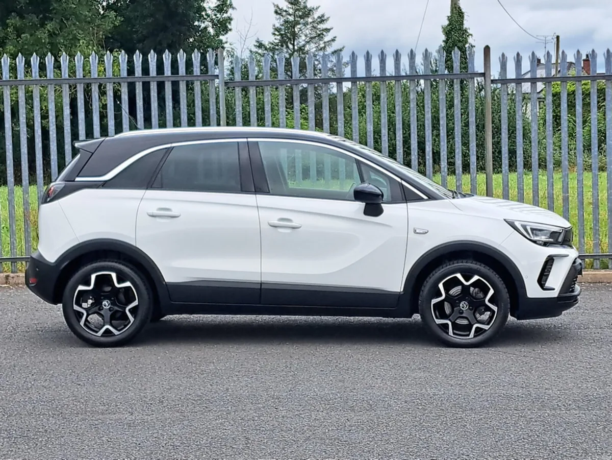 Opel Crossland ULTIMATE 1.2TURBO 130BHP AUTOMATIC - Image 4