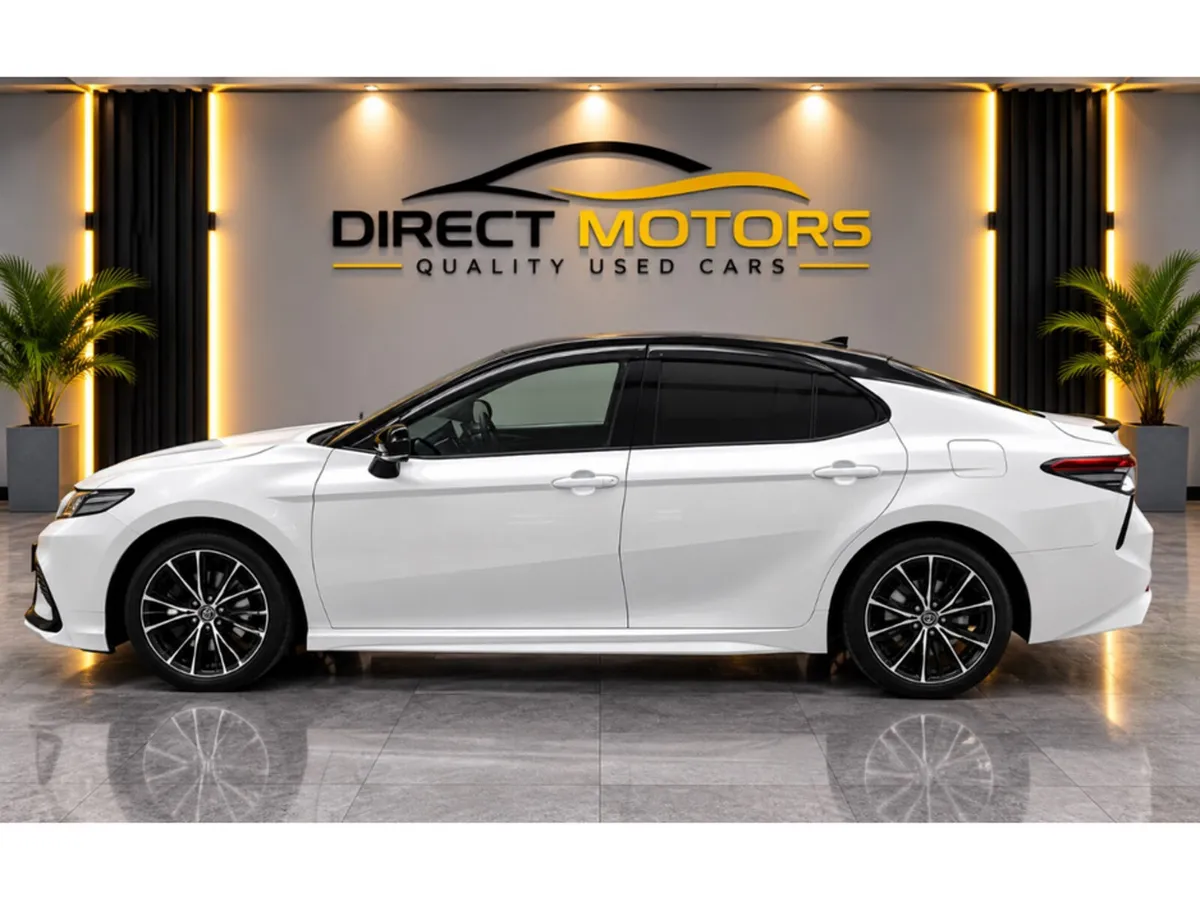 Toyota Camry 2.5 Stunning Lookimg Car - Image 6