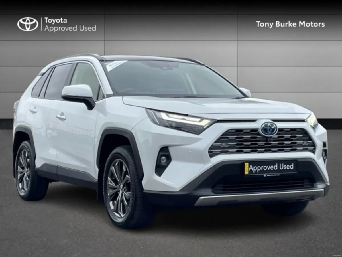 Toyota RAV4 - Platinum Edition - 2.5 Hybrid – - Image 1