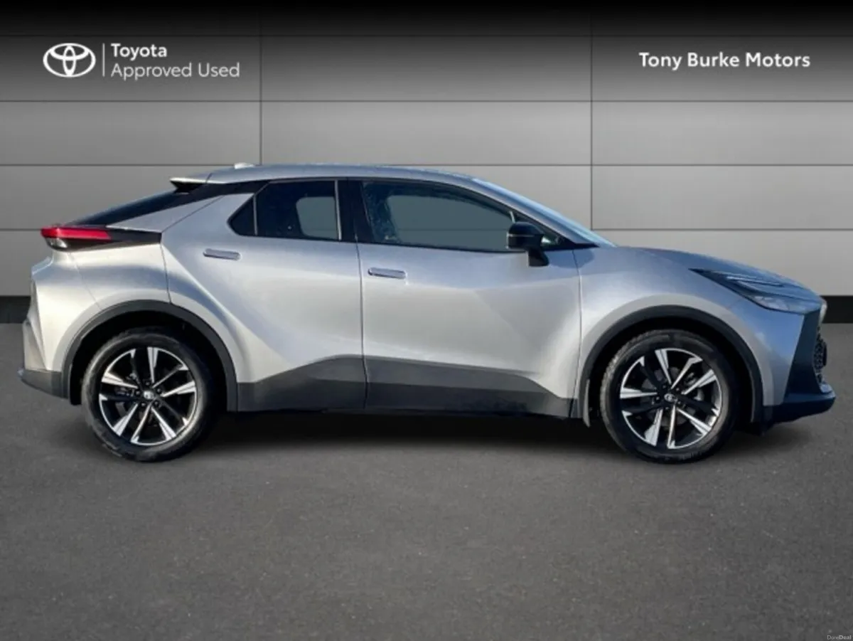Toyota C-HR Hybrid - Save EUR 5,670 - Sport Editio - Image 3