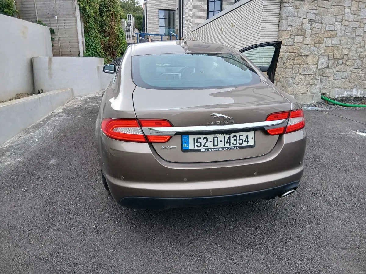 Jaguar XF 2015 - Image 4