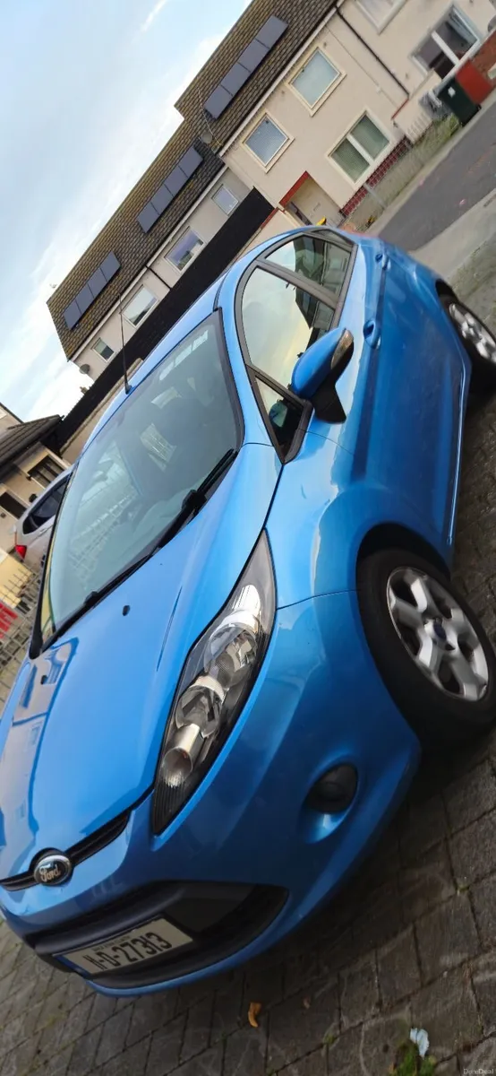 Ford Fiesta 2011 - Image 3