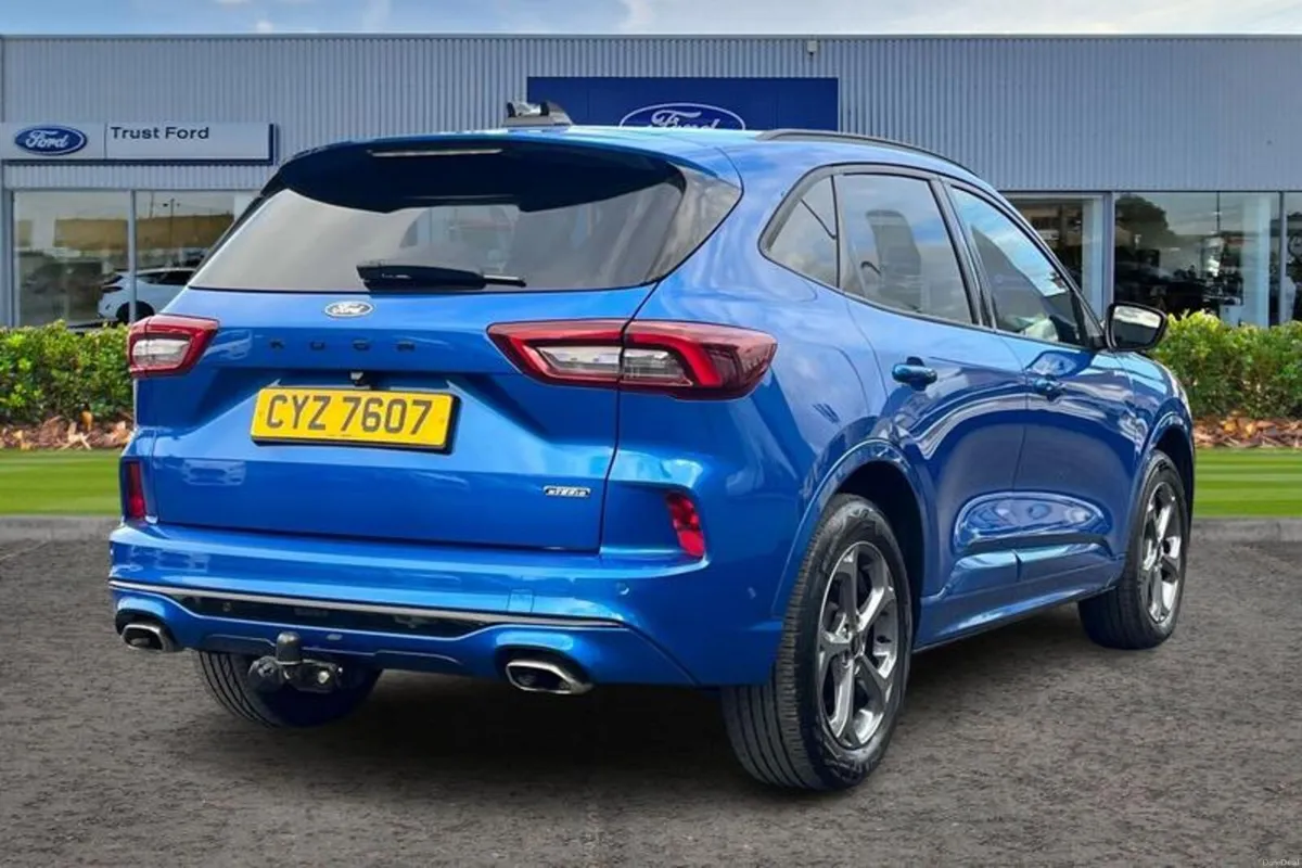 Ford Kuga 2.5 Duratec 14.4kWh ST-Line SUV 5dr Petr - Image 4