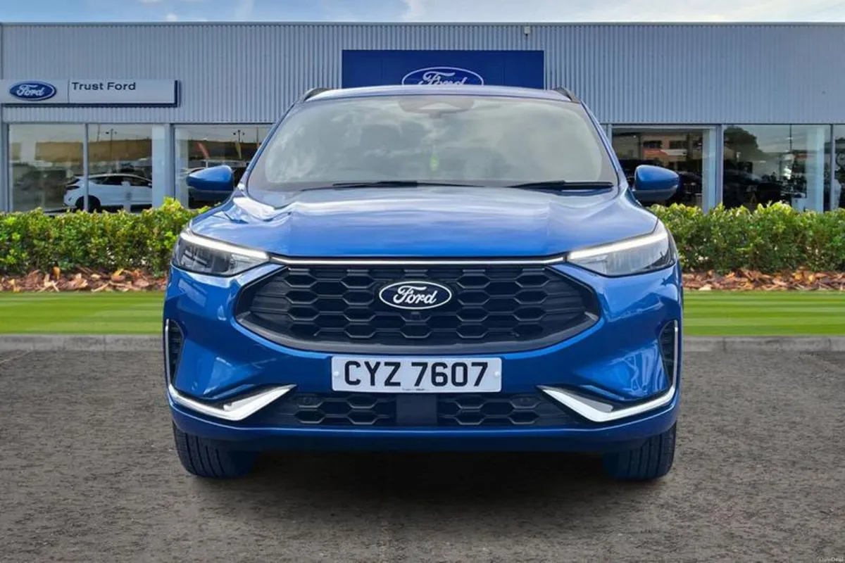 Ford Kuga 2.5 Duratec 14.4kWh ST-Line SUV 5dr Petr - Image 6