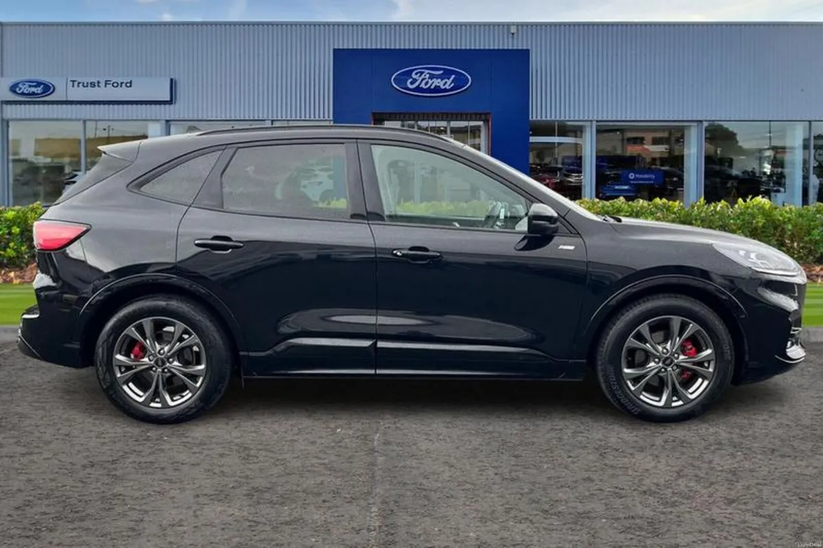 Ford Kuga 2.5h Duratec ST-Line Edition SUV 5dr Pet - Image 3