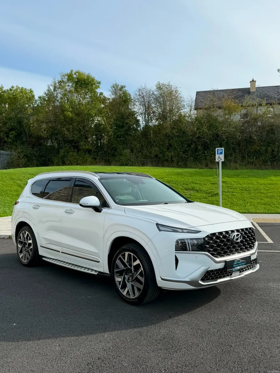 Hyundai Santa Fe 2022 - Image 1