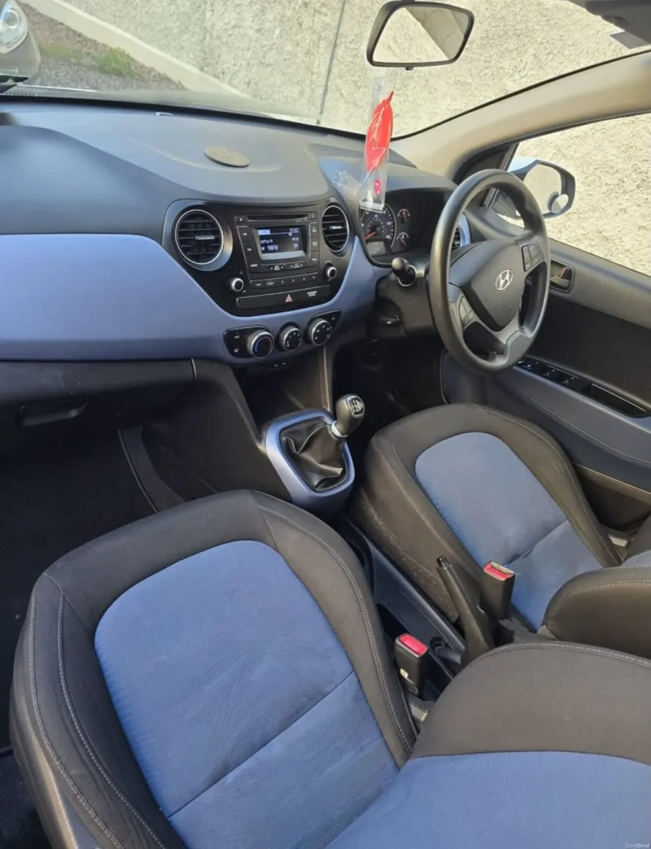 Hyundai i10 .... [  1.2 petrol  ]💢💢💢💢 manual - Image 5