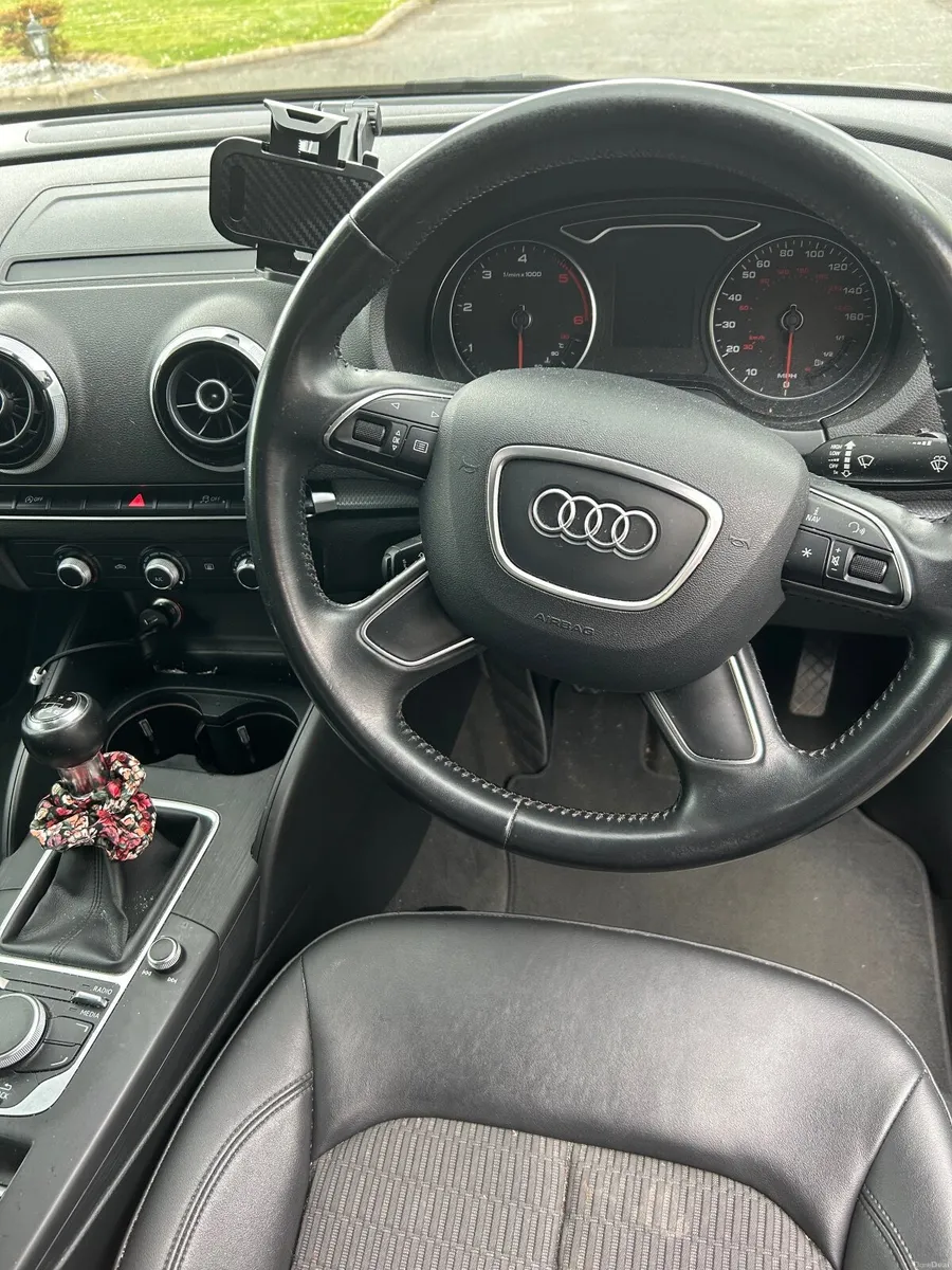 Audi A3 2017 - Image 5