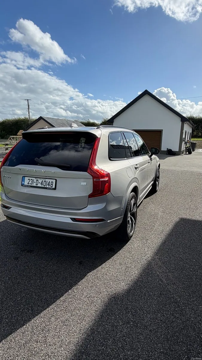 Volvo XC90 - Image 4