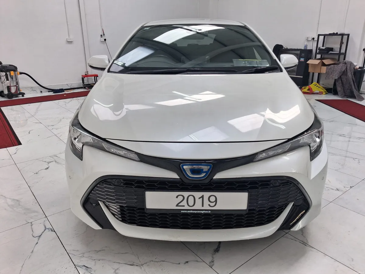 2019 Toyota Corolla Automatic Hybrid G Model - Image 5