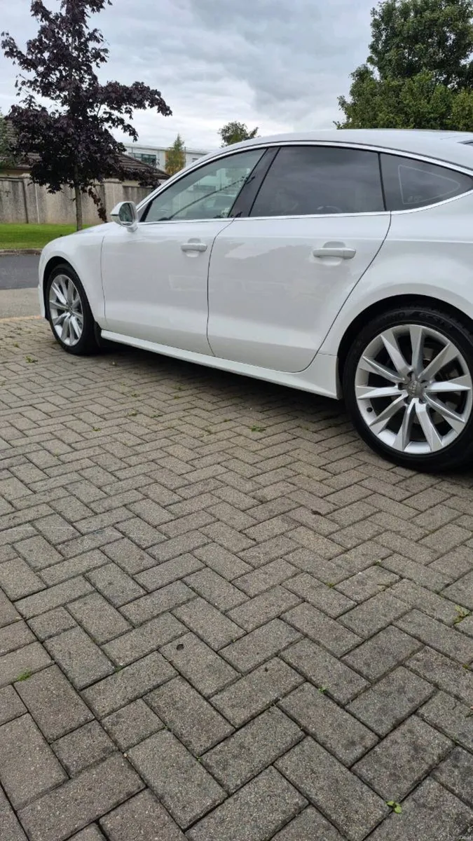 2015 Audi A7 SE Business Executive Quattro - Image 2