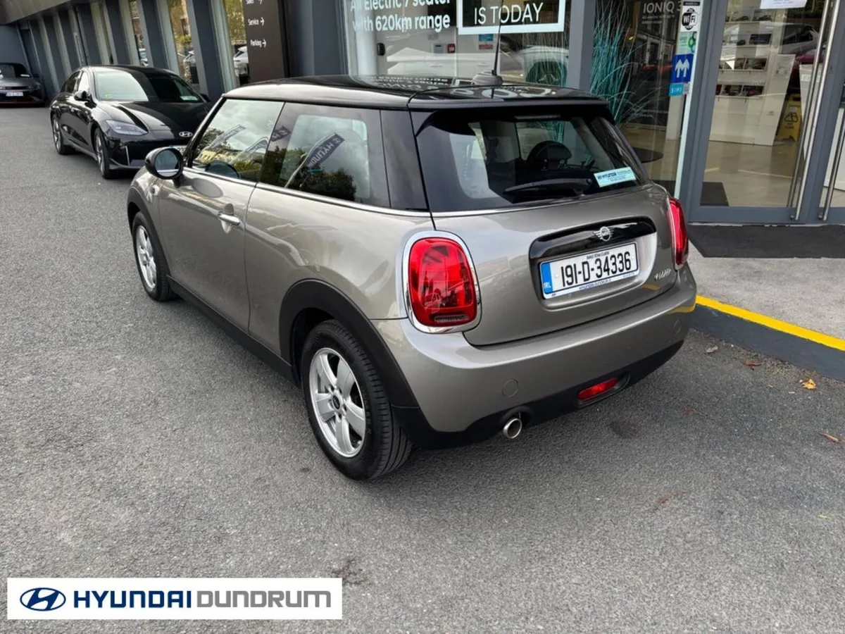 Mini Cooper Classic - Image 5
