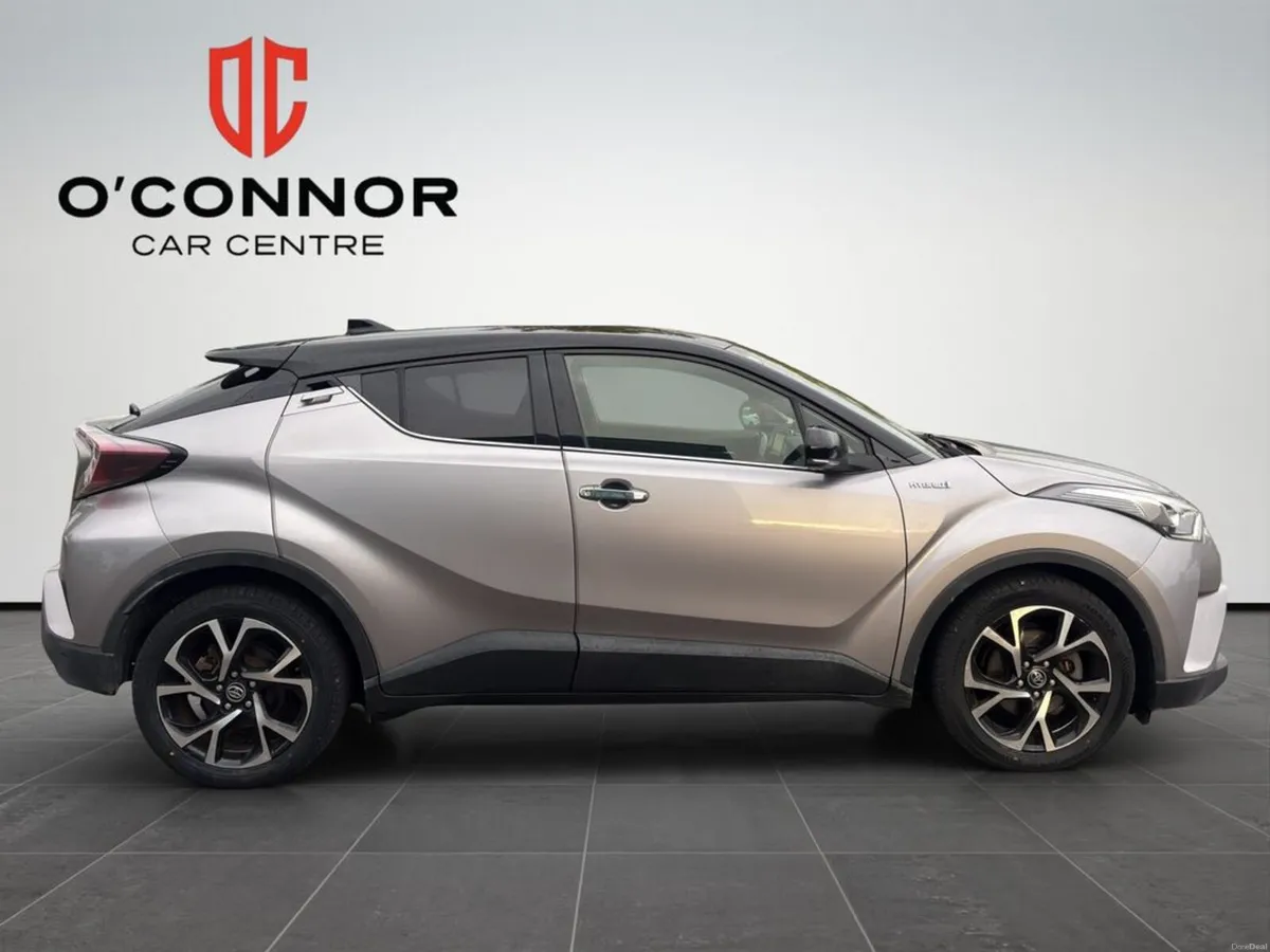 Toyota C-HR Sharp looks, hybrid economy and Toyota - Image 6