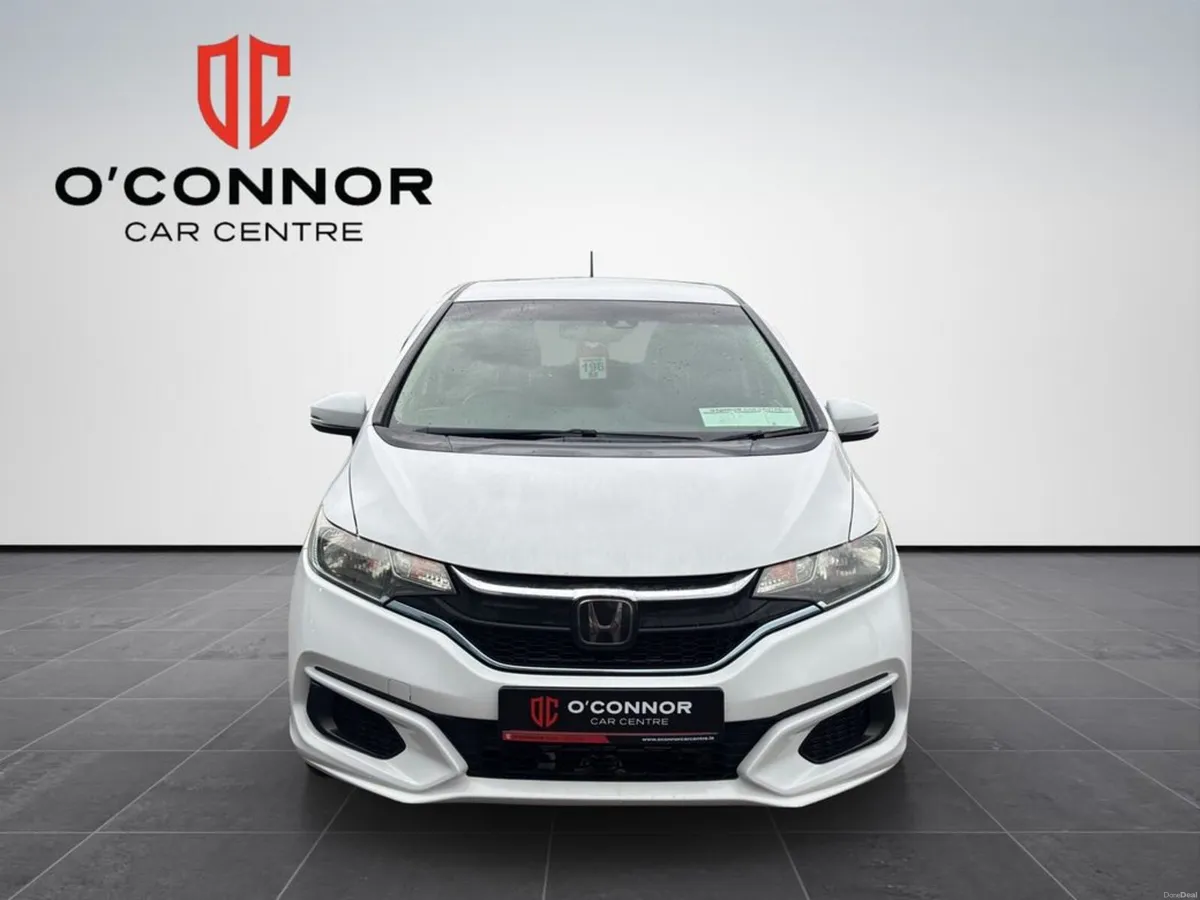 Honda Fit Small enough to park anywhere, clever en - Image 2