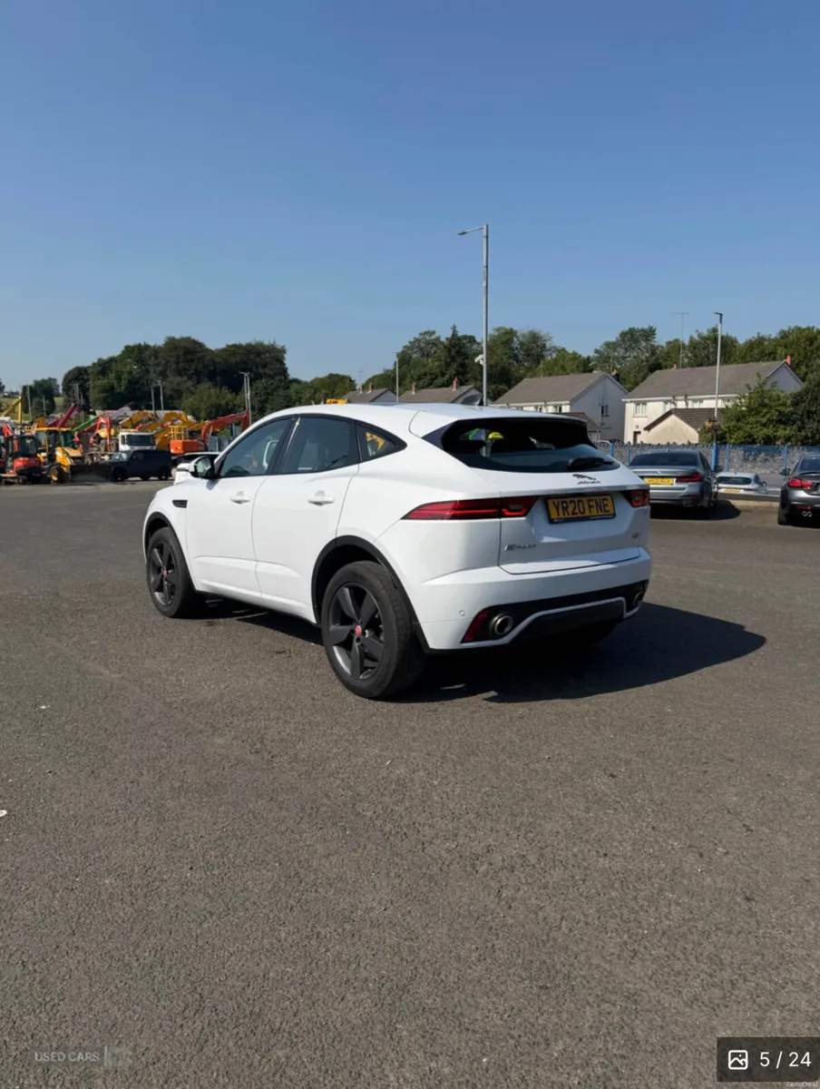 2020 Jaguar E-Pace 2.0 Chequered Flag Edition Auto - Image 5