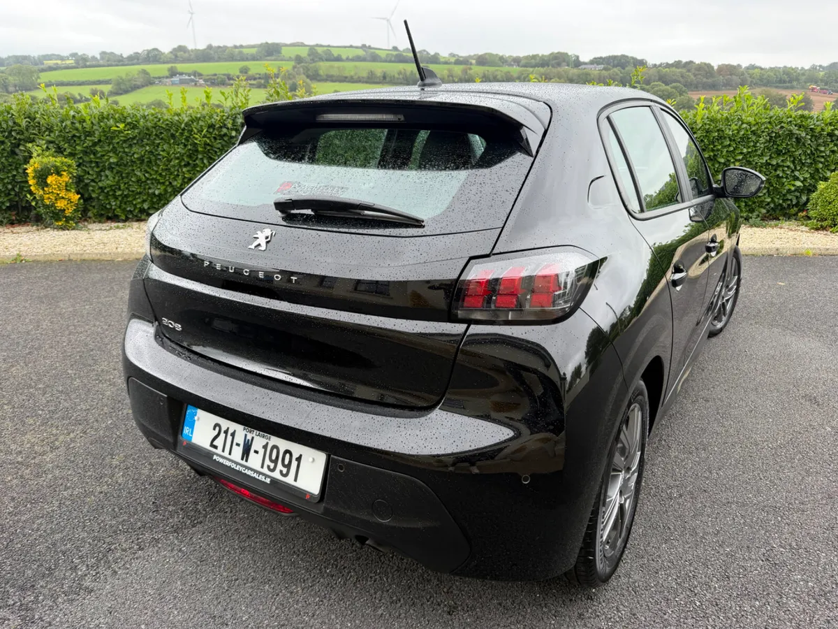2021 (211) Peugeot 208 1.2 Petrol 5Dr H/B 48KMS - Image 3