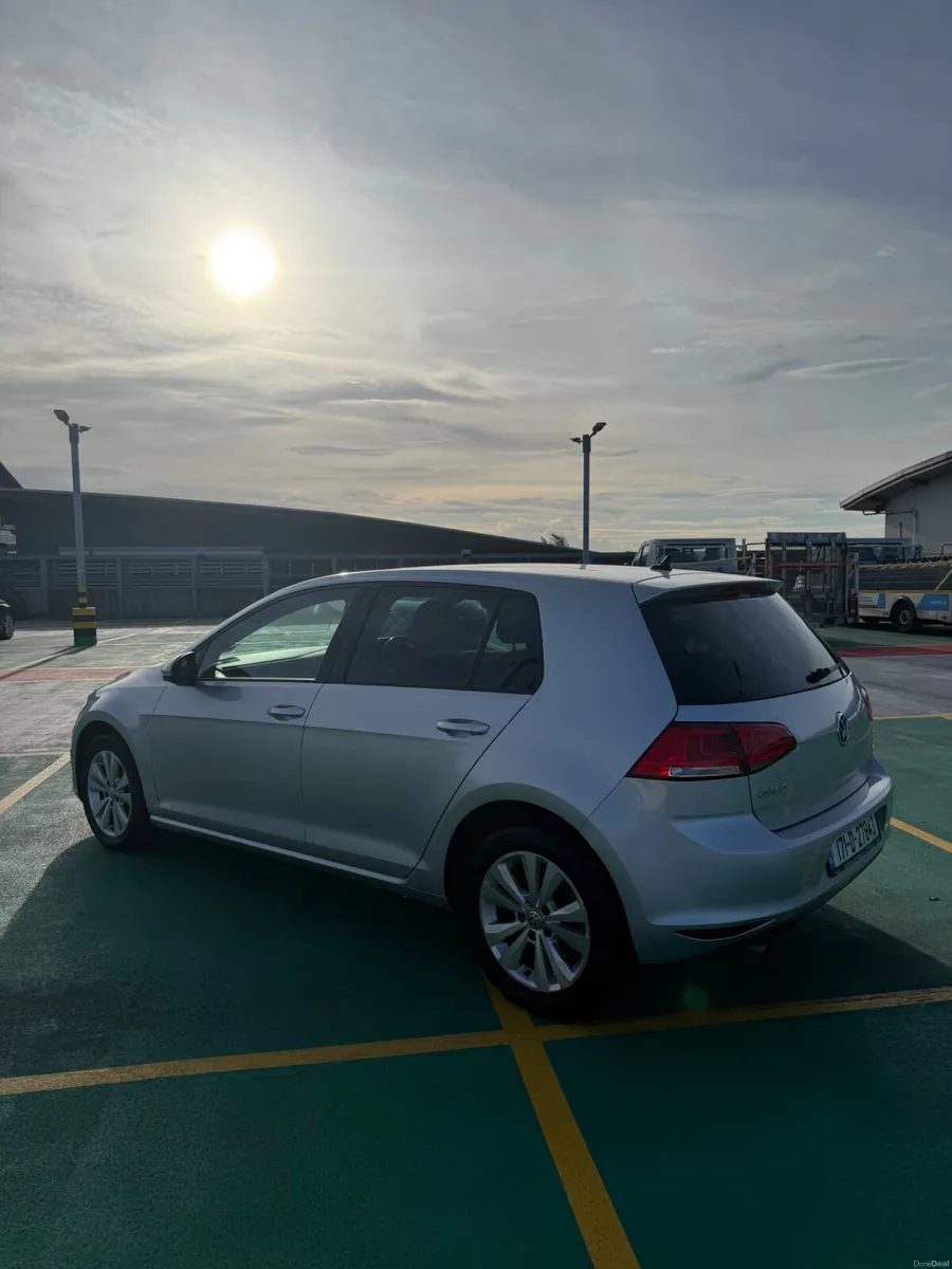 171 VW Golf 1.6 TDi AUTO - AMAZING CONDITIONS - Image 5