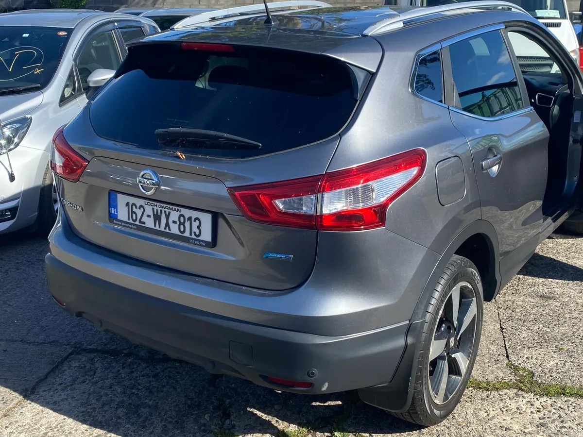 Nissan Qashqai Premium - Image 2