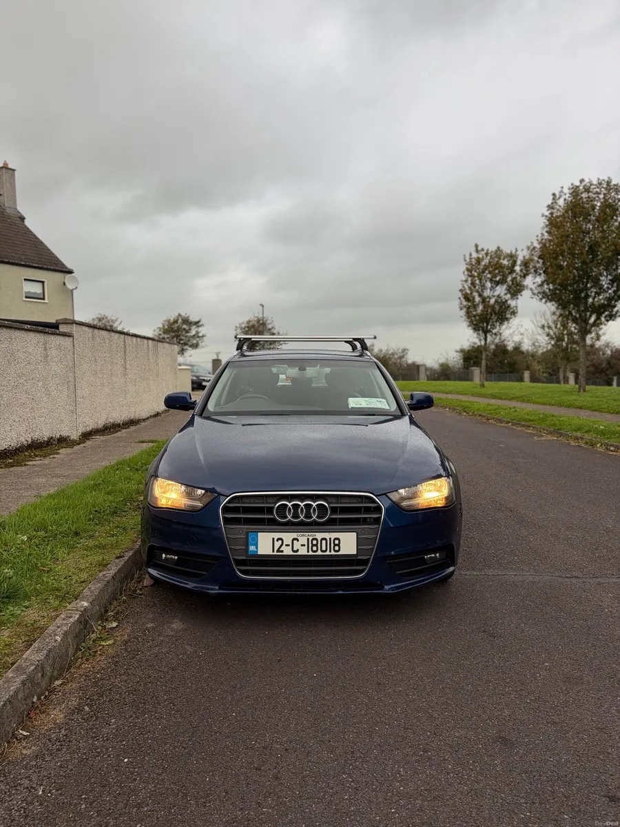 Audi A4 Estate, Automatic - Image 2
