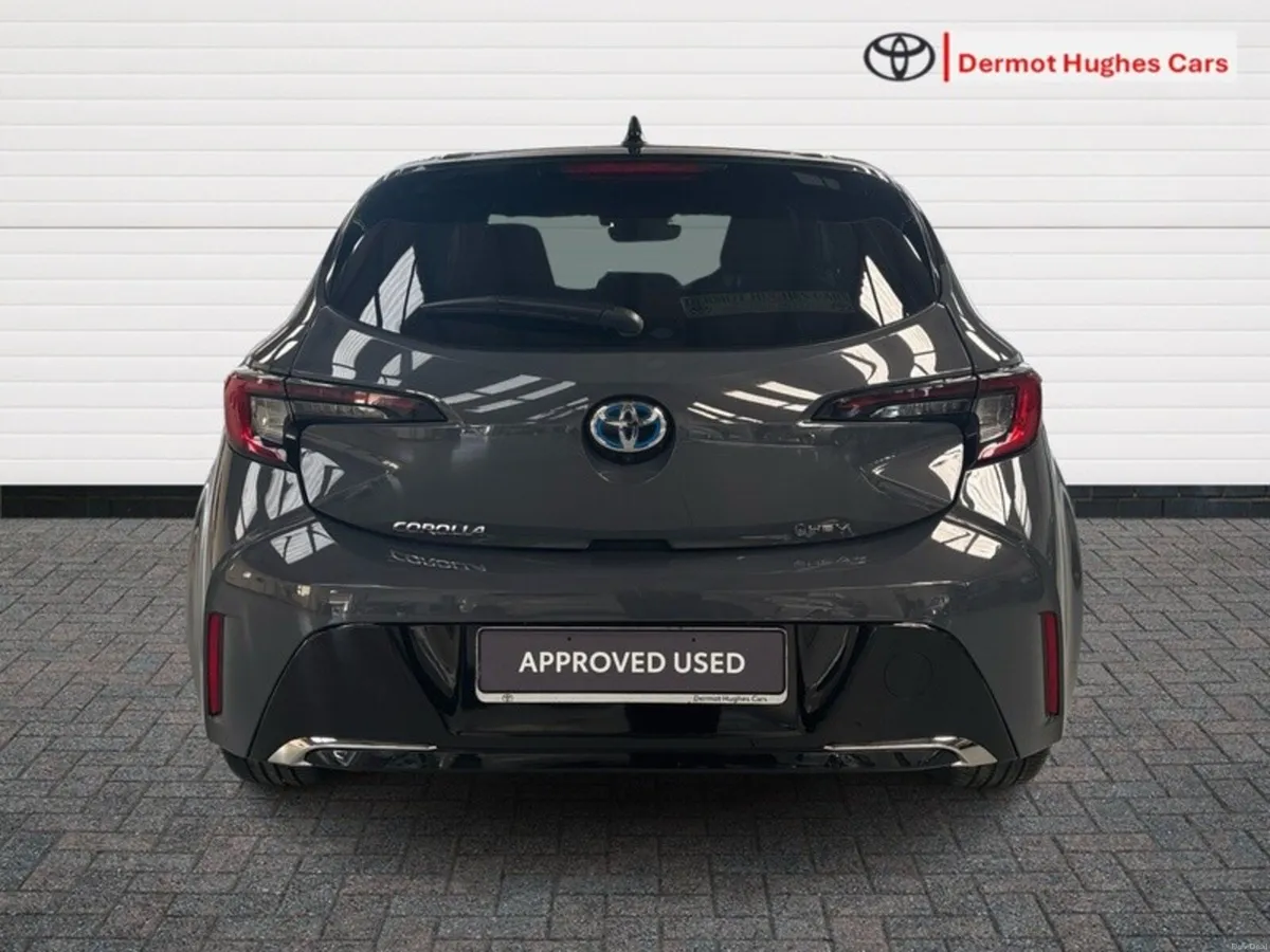 Toyota Corolla H/B LUNA SPORT HYBRID AUTO - Image 4
