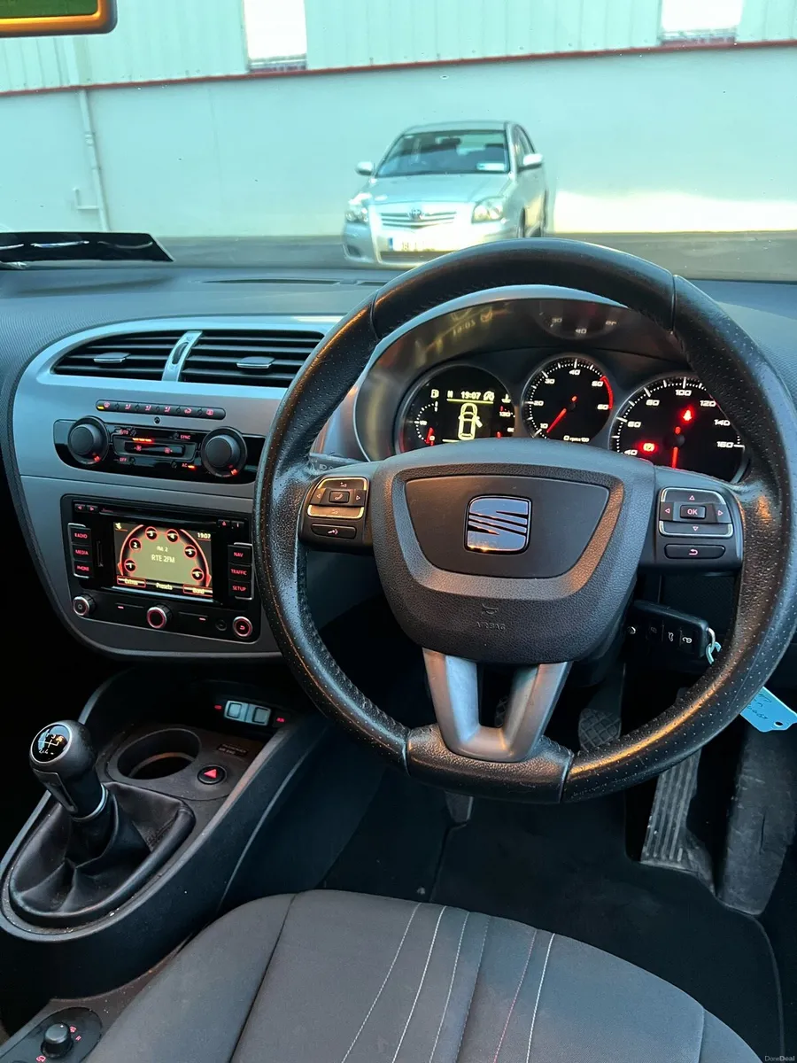 Seat Leon 1.6tdi- new nct 11/27 - Image 6