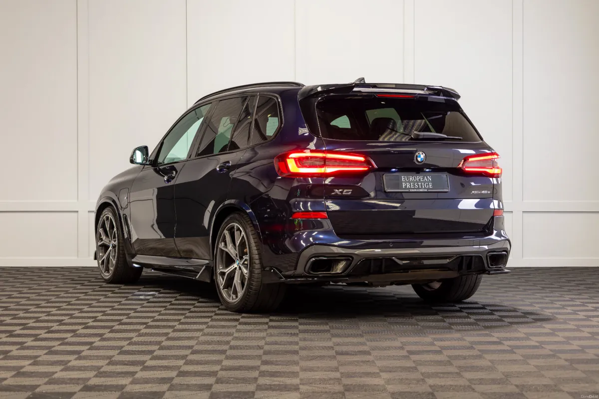 2020 BMW X5 X-Drive 45e M-Sport *Pan Roof - Image 4