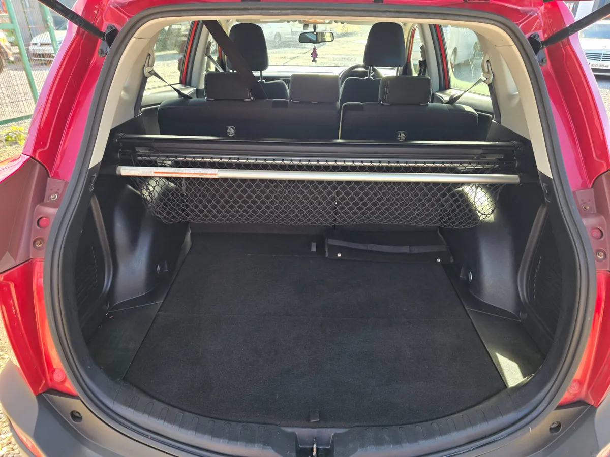 Toyota RAV4 2015 - Image 6