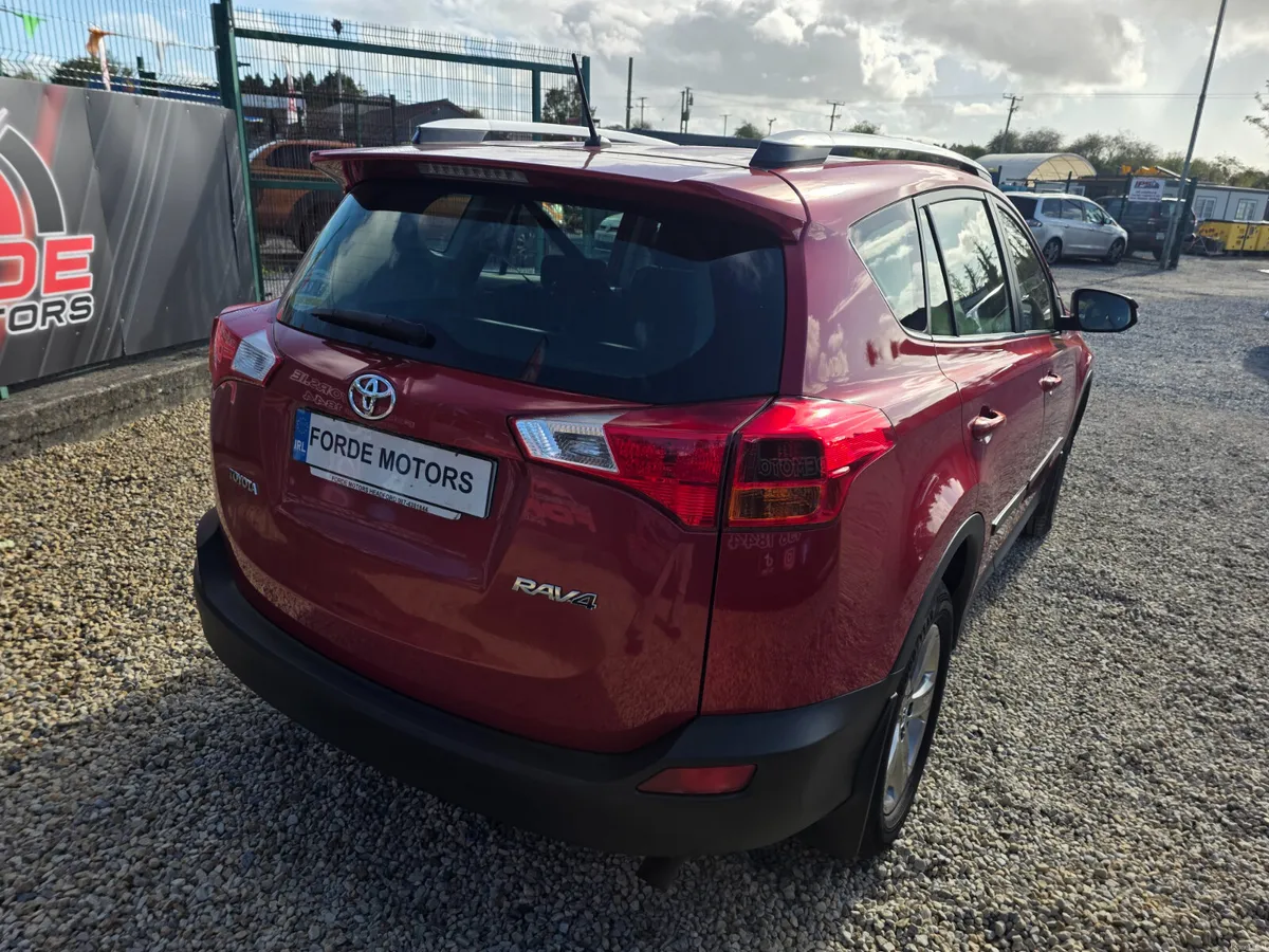 Toyota RAV4 2015 - Image 4