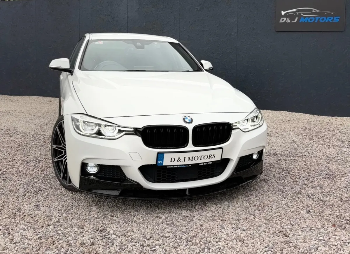 BMW 320i 2.0 M Sport Automatic Low KM 2017 - Image 2