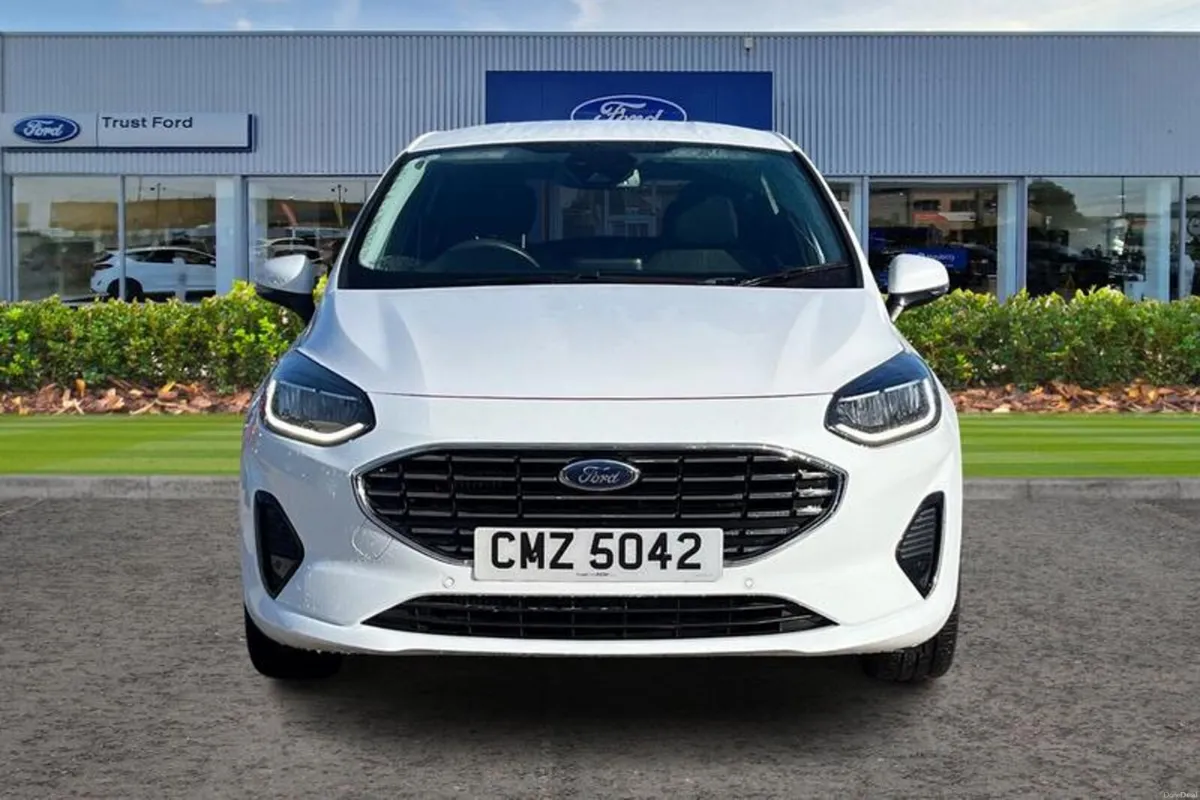 Ford Fiesta 1.0 EcoBoost Hybrid mHEV 125 Titanium - Image 6